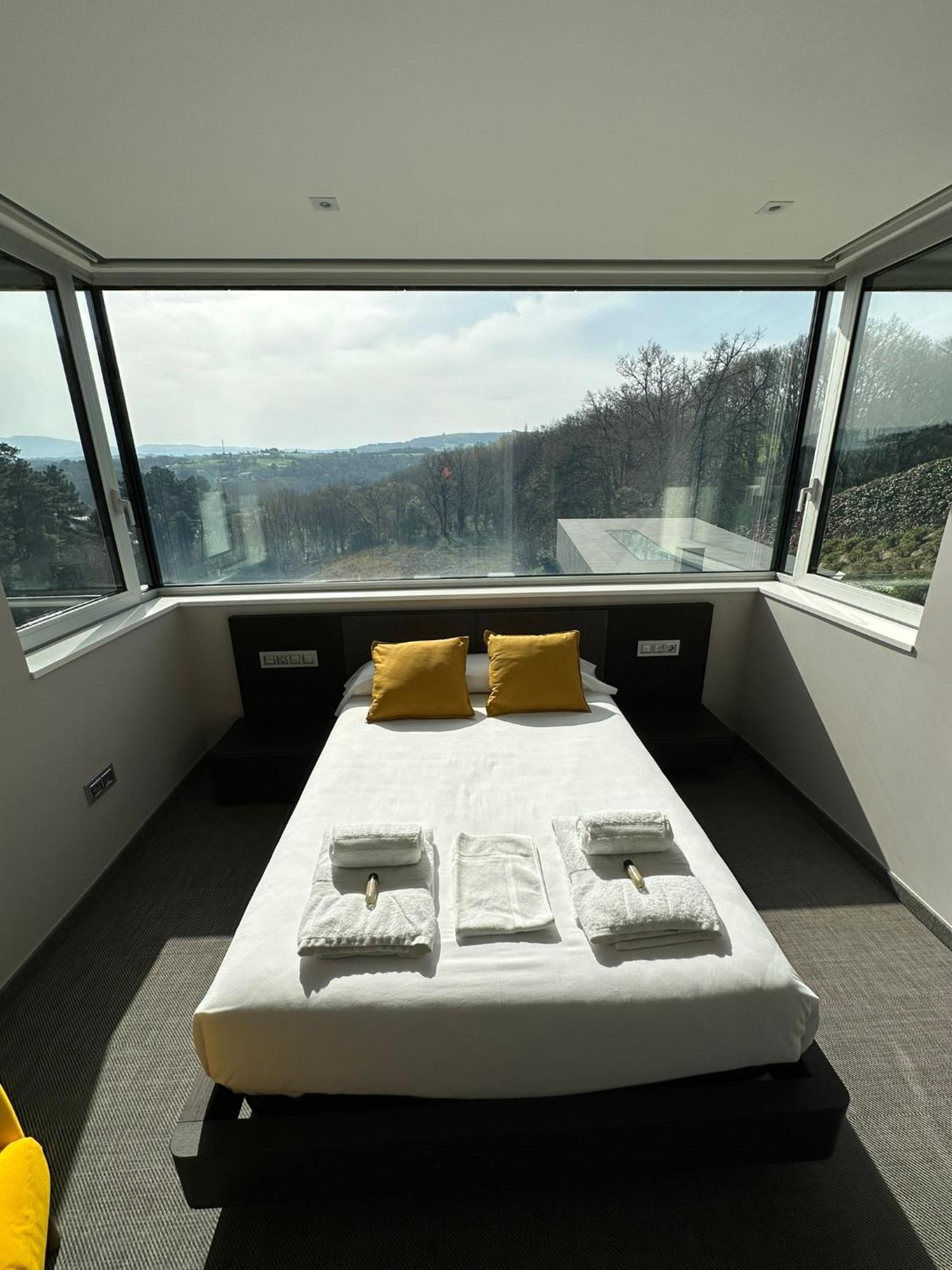 Villa Tres Prismas Exclusive Sarria Esterno foto