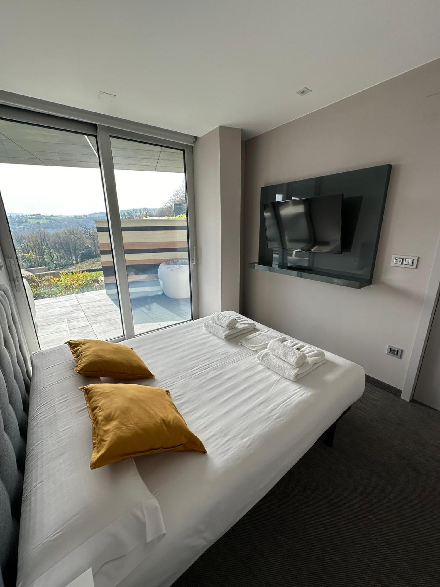 Villa Tres Prismas Exclusive Sarria Esterno foto